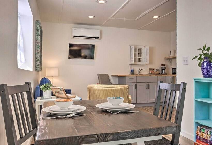 Claires Cottage ~ 4 Mi To Downtown Greenville!