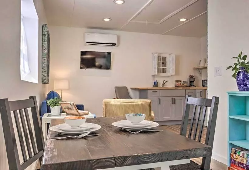 Claires Cottage ~ 4 Mi To Downtown Greenville!