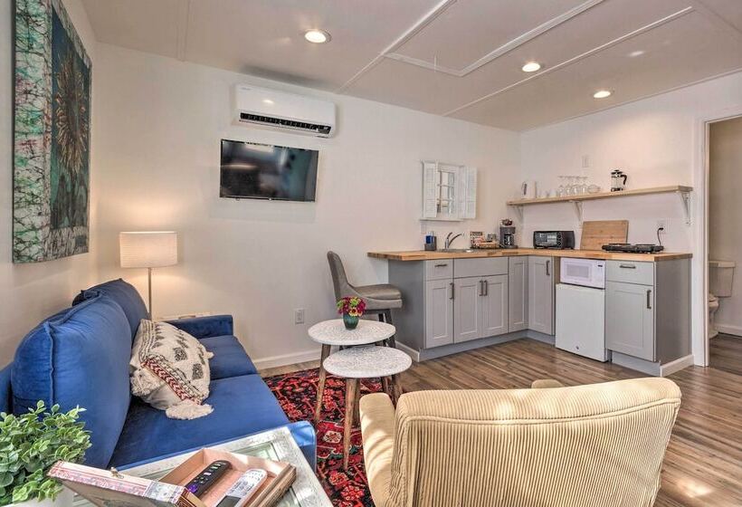 Claires Cottage ~ 4 Mi To Downtown Greenville!