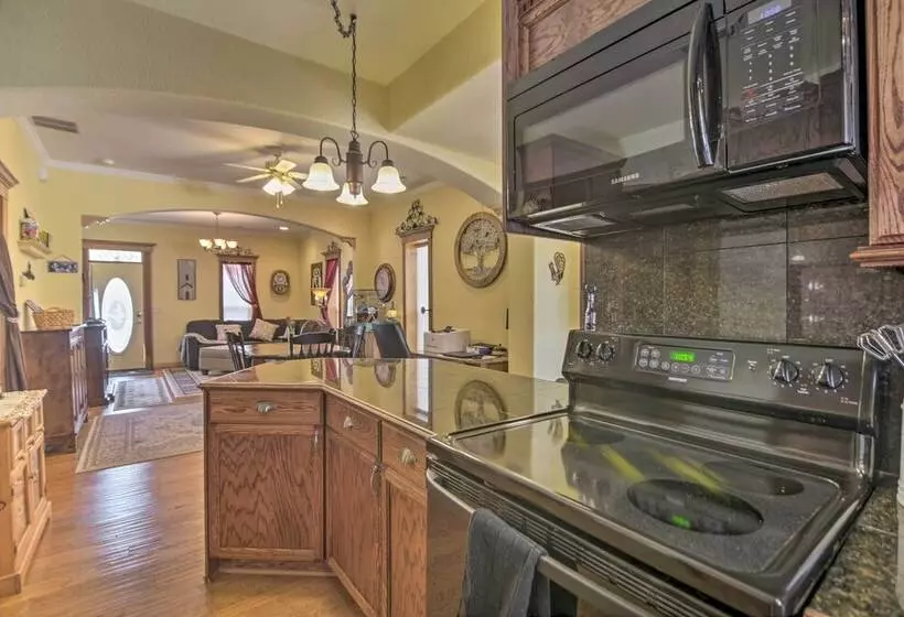 Charming Loveland Home W/ Yard, Walk To Dtwn!