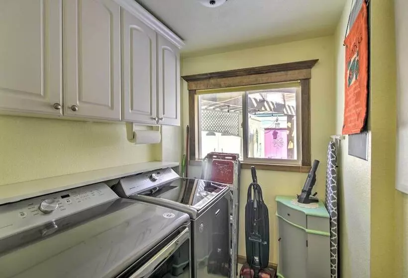 Charming Loveland Home W/ Yard, Walk To Dtwn!