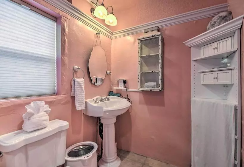 Charming Loveland Home W/ Yard, Walk To Dtwn!