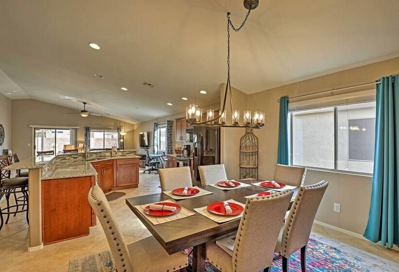 Desert Dwelling Near Trails & Tucson Art Scene!