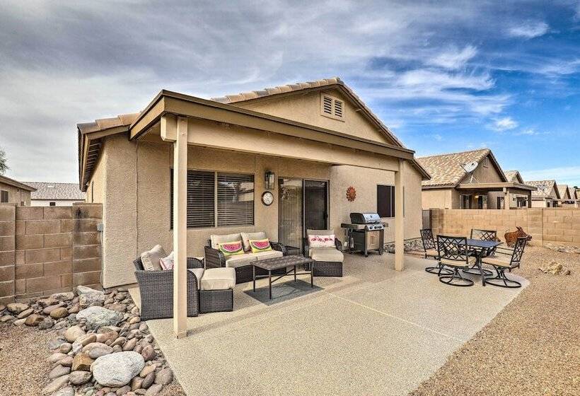 Desert Dwelling Near Trails & Tucson Art Scene!