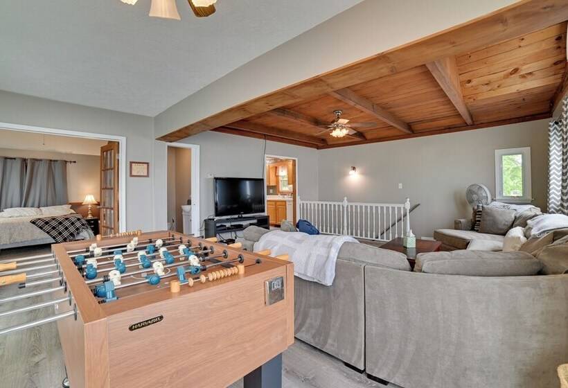 Cayuga Lake Retreat In Seneca Falls W/ Dock!