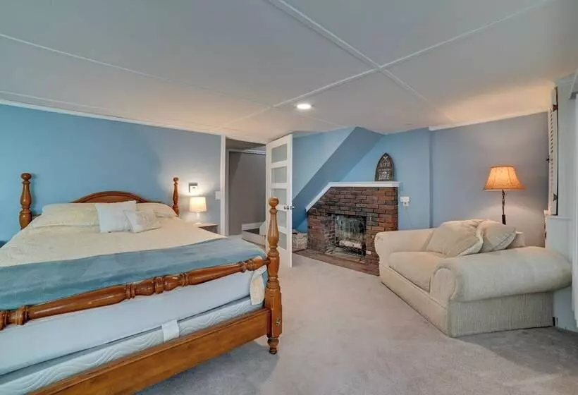 Cayuga Lake Retreat In Seneca Falls W/ Dock!