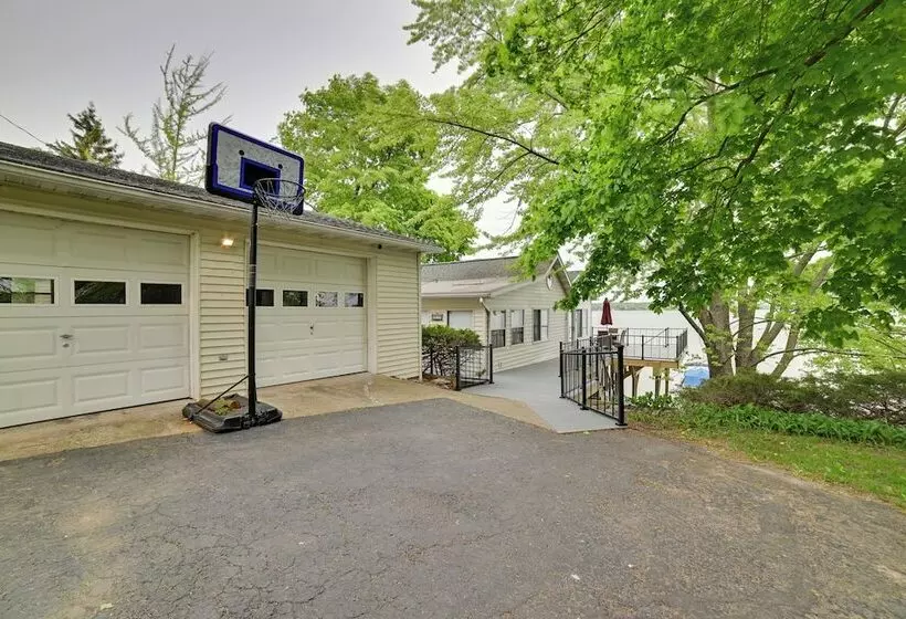 Cayuga Lake Retreat In Seneca Falls W/ Dock!