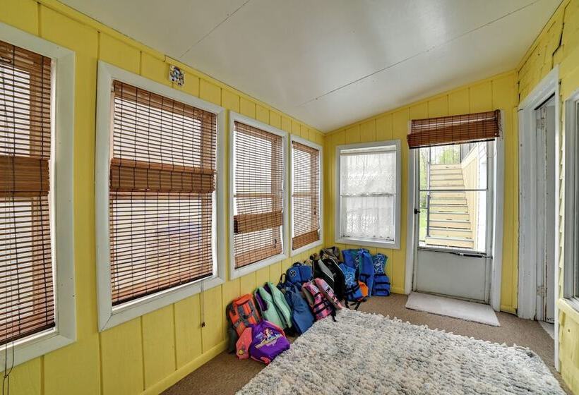 Cayuga Lake Retreat In Seneca Falls W/ Dock!