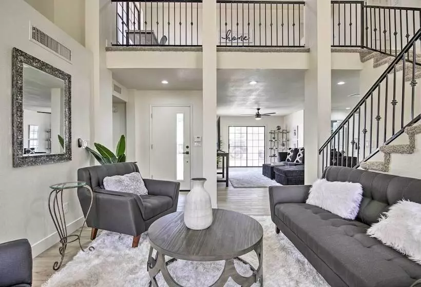 Glendale Family Home: Close To Golf & Westgate