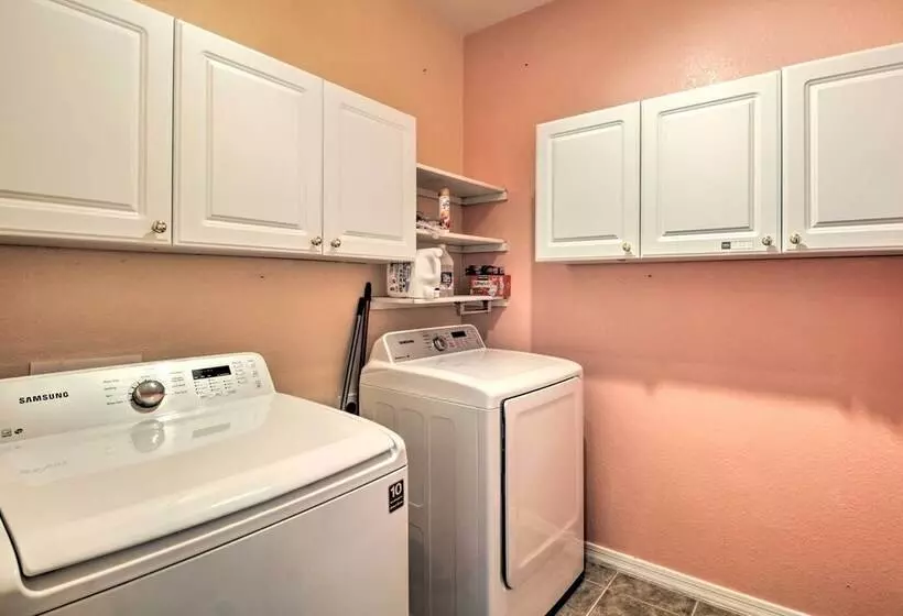 Golfer S Paradise: Oro Valley Home W/ Pool!