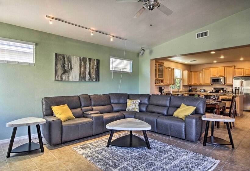 Golfer S Paradise: Oro Valley Home W/ Pool!