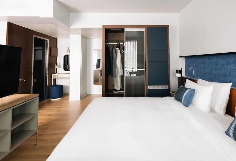 هتل Crowne Plaza Madrid Centre Retiro, An Ihg