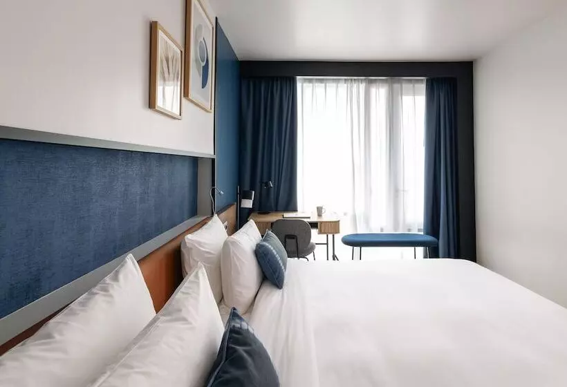 هتل Crowne Plaza Madrid   Centre Retiro, An Ihg