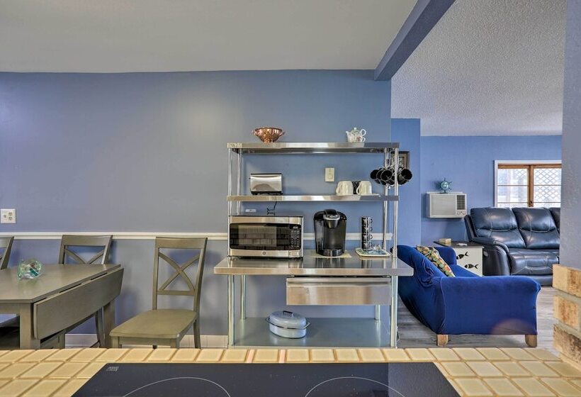 Lake Erie Waterfront Home W/ Sunroom & Yard!