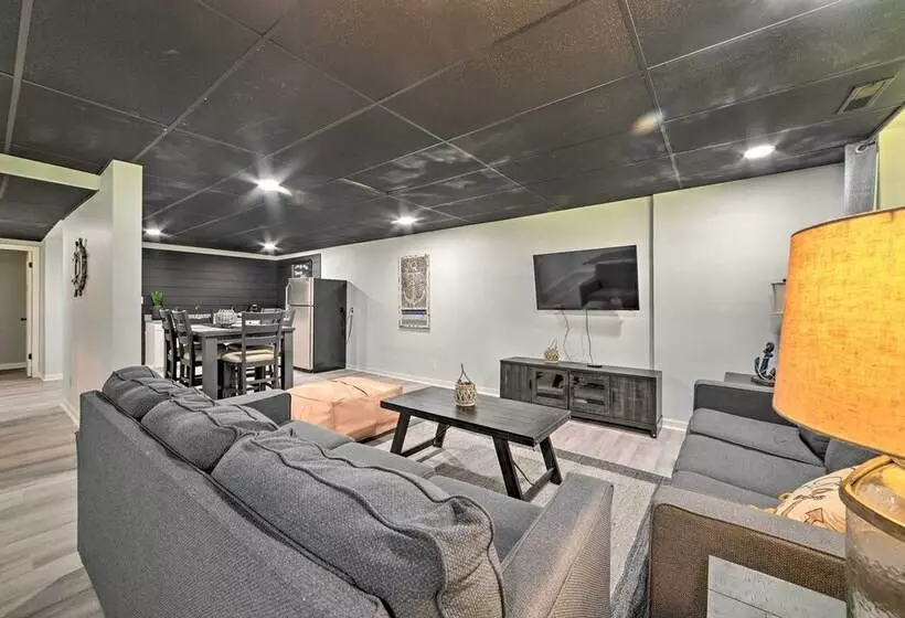 A Frame Cabin W/ Hot Tub, Walk To Kentucky Lake!