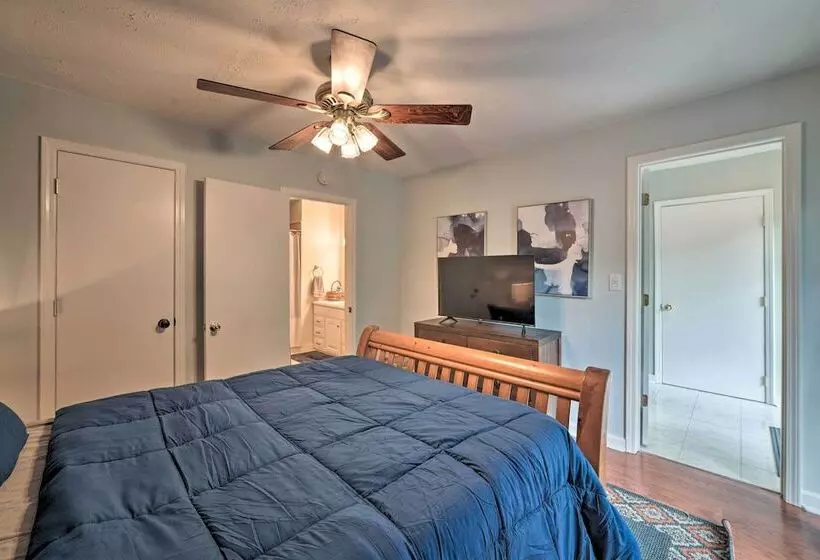 A Frame Cabin W/ Hot Tub, Walk To Kentucky Lake!