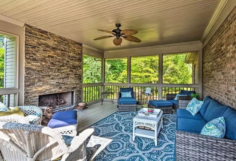 Luxe Lake Cumberland Retreat W/ Decks On 1 Acre!