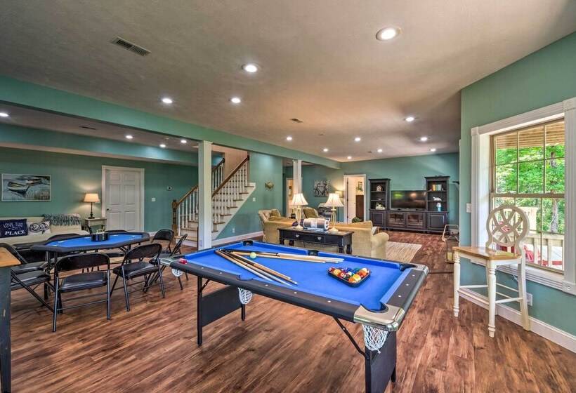 Luxe Lake Cumberland Retreat W/ Decks On 1 Acre!