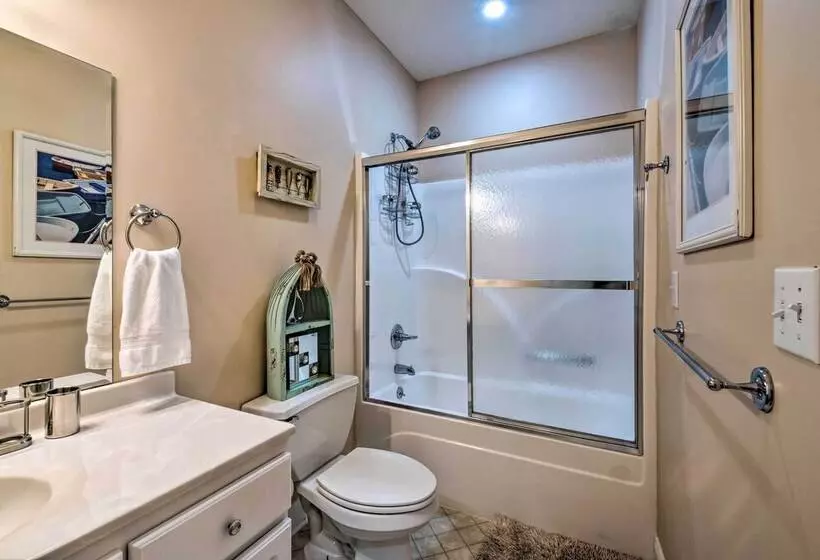 Luxe Lake Cumberland Retreat W/ Decks On 1 Acre!