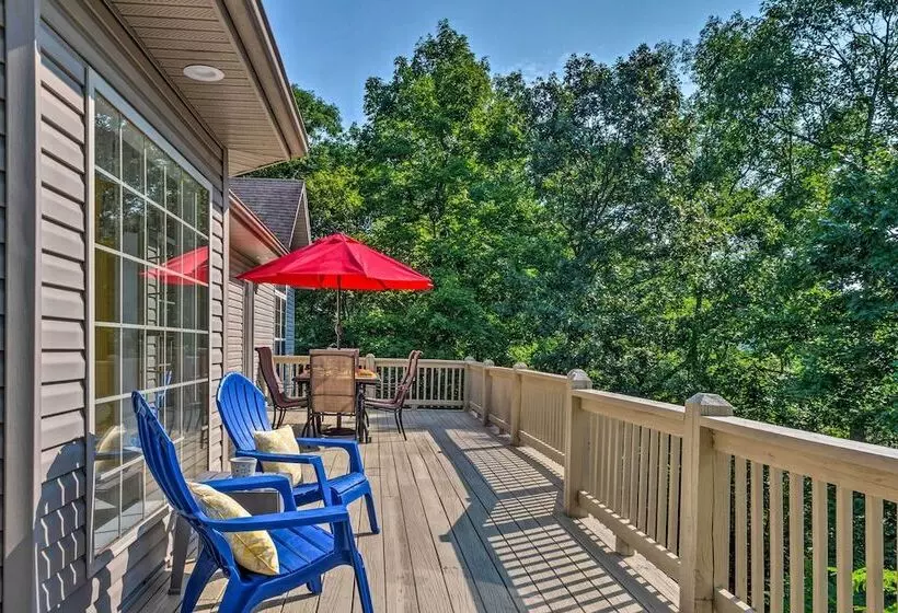 Luxe Lake Cumberland Retreat W/ Decks On 1 Acre!