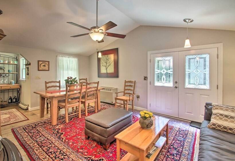 Luxe Riverfront Cottage W/ Dock By Lake Horace!