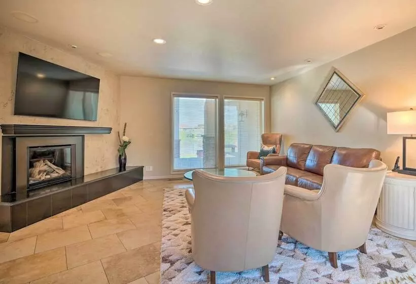 Moses Lake Retreat W/ Salt Water Hot Tub!