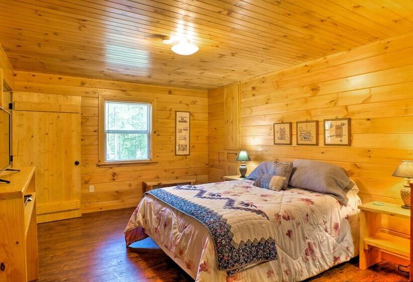 14 Mi To Little River Canyon: Scenic Alabama Cabin