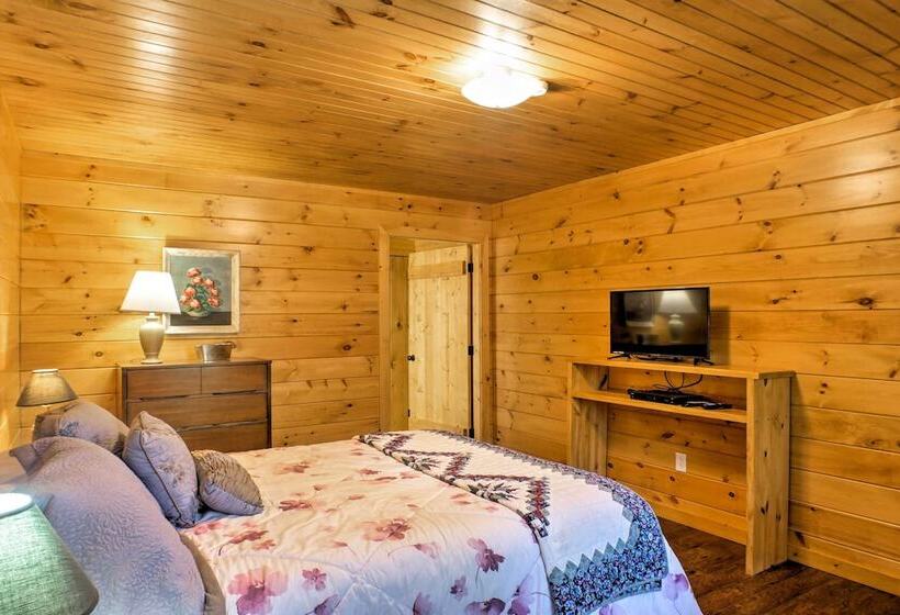 14 Mi To Little River Canyon: Scenic Alabama Cabin