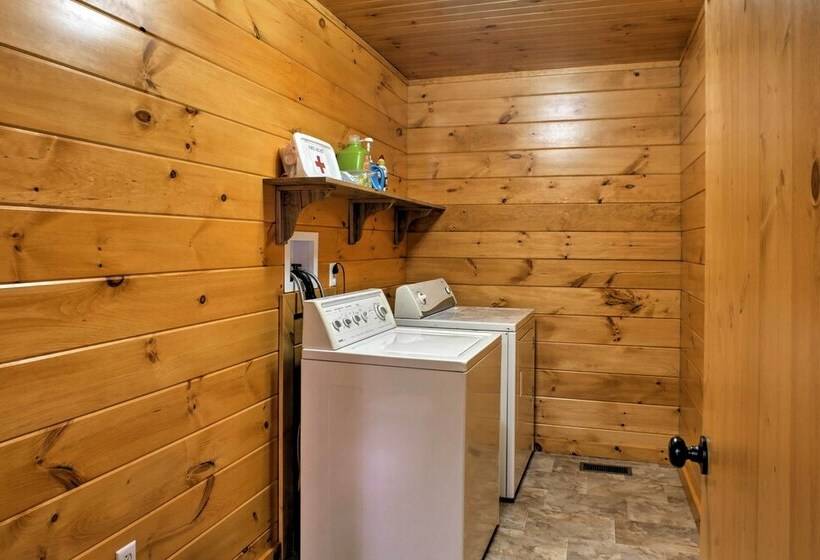 14 Mi To Little River Canyon: Scenic Alabama Cabin