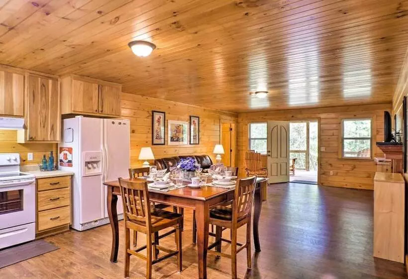 14 Mi To Little River Canyon: Scenic Alabama Cabin