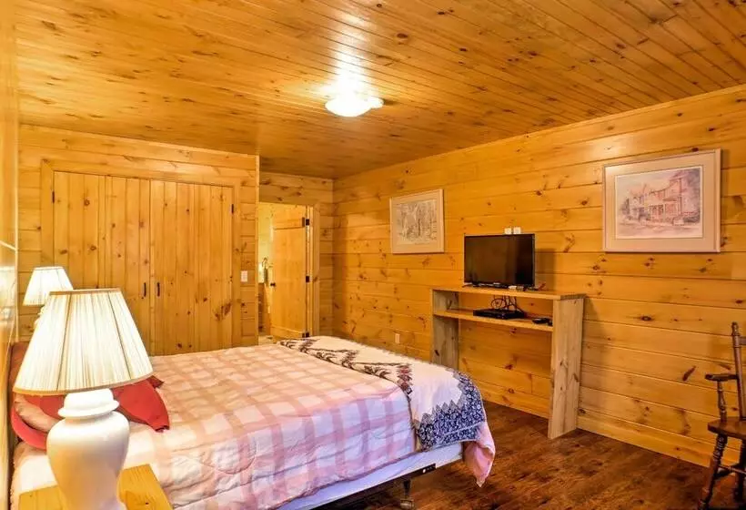 14 Mi To Little River Canyon: Scenic Alabama Cabin