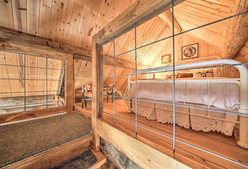 Peaceful Kootenai Cabin   Unplug In The Mtns!