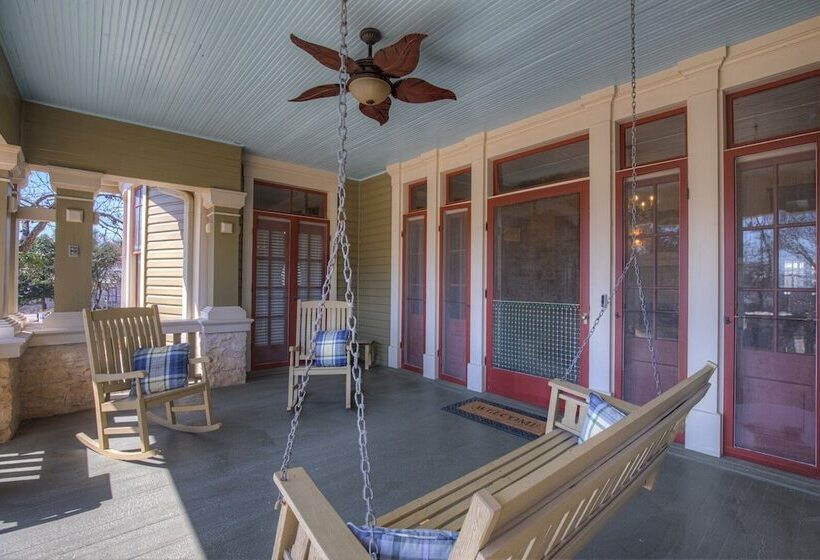 膳宿费 Holekamp Guest Haus