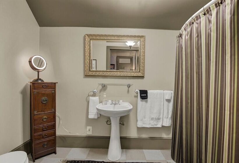 膳宿费 Holekamp Guest Haus