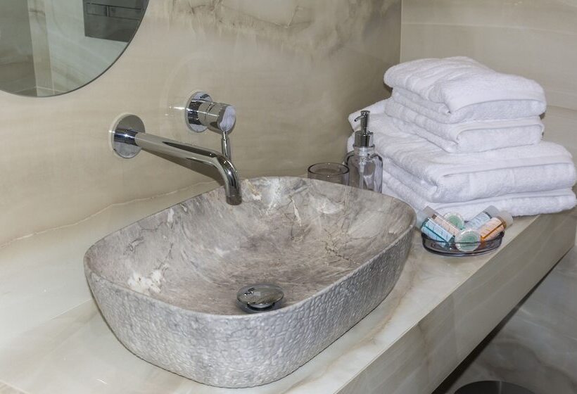 Pensjonat Nafsika Suites