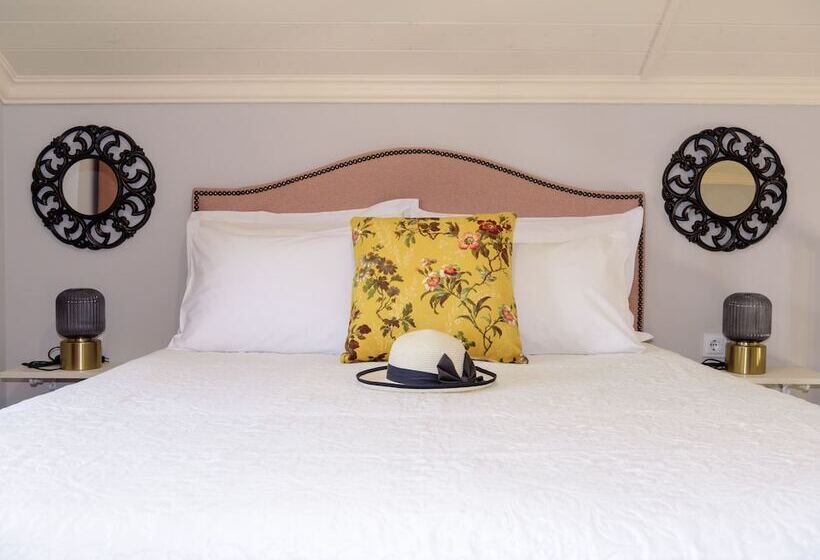 Pensjonat Nafsika Suites