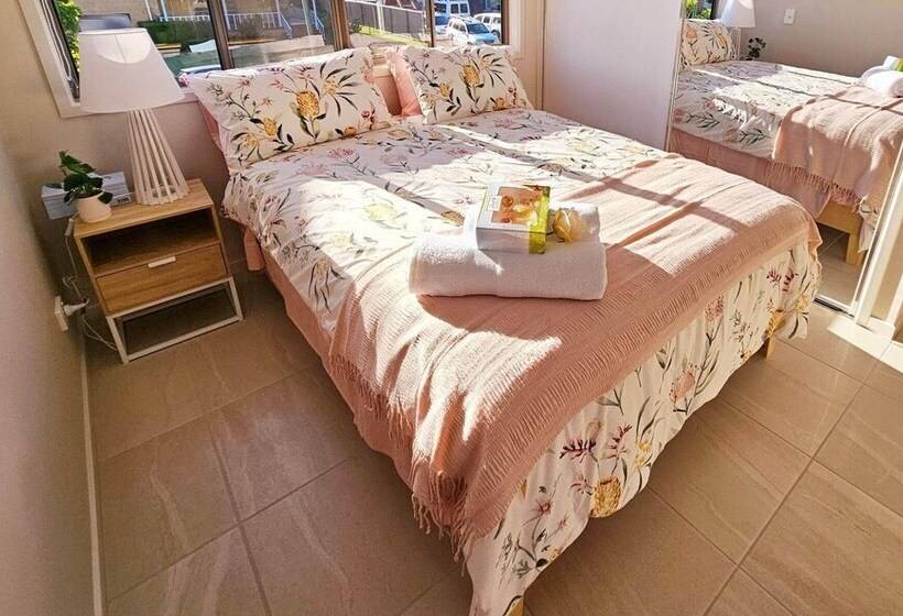 Пансион Sunlight Swan