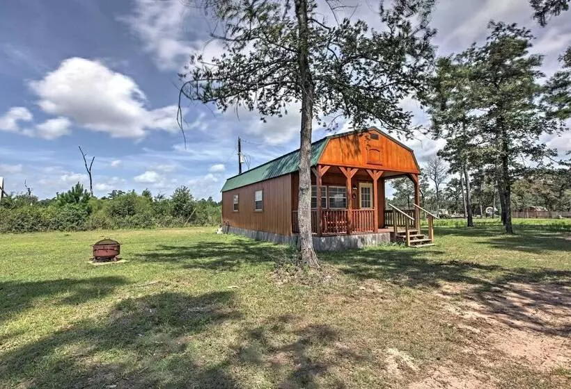 Plantersville Cabin On 50 Acres W/ Pond & Fire Pit
