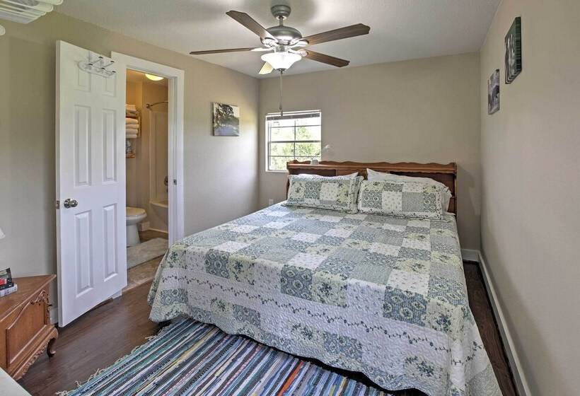 Plantersville Cabin On 50 Acres W/ Pond & Fire Pit