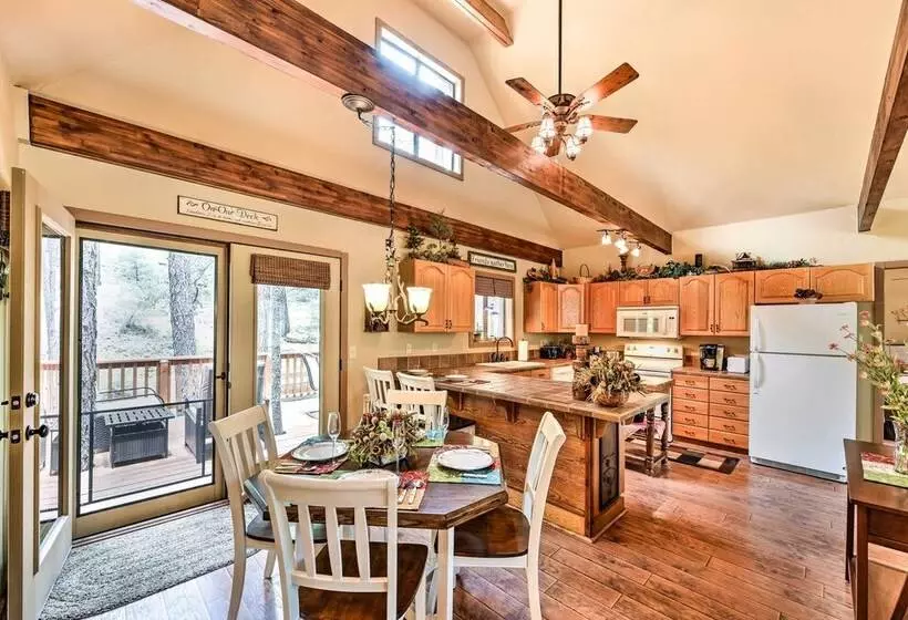 Prescott Cabin W/ Beautiful Forest Views & Deck!