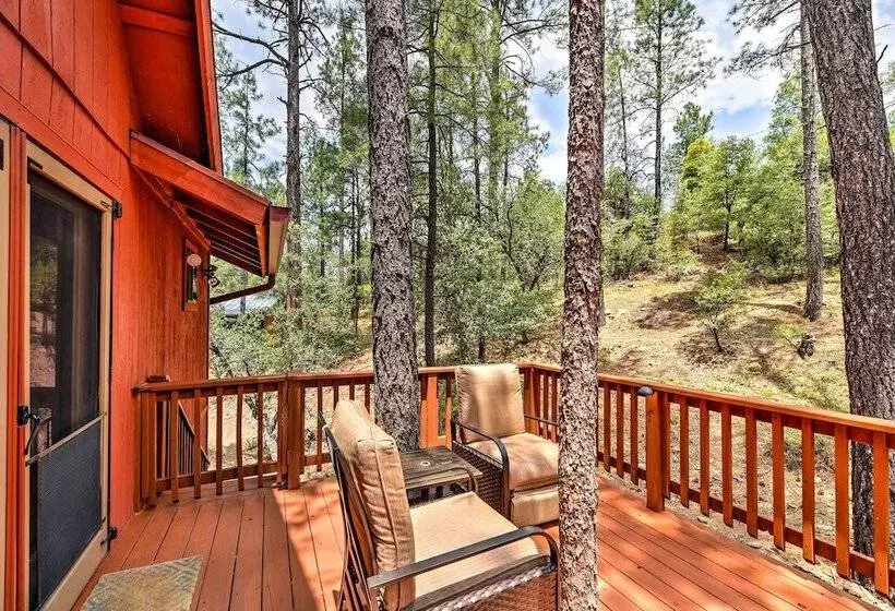 Prescott Cabin W/ Beautiful Forest Views & Deck!