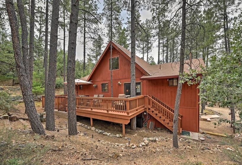 Prescott Cabin W/ Beautiful Forest Views & Deck!