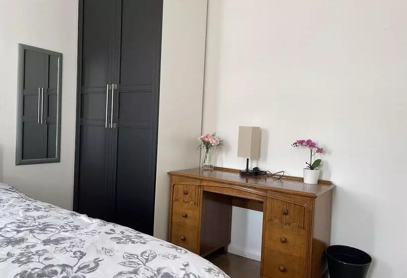 Residenssi Inviting 2 Bed Apartment Near Heathrow