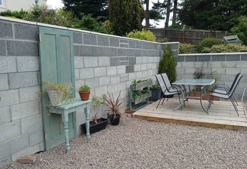 レジデンス 2 Bedrooms/sleeps 4/free Wifi/parking/outdoor Area