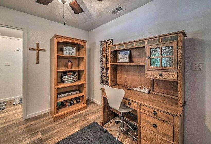 Ruidoso Cabin Walk To Local Park + Downtown