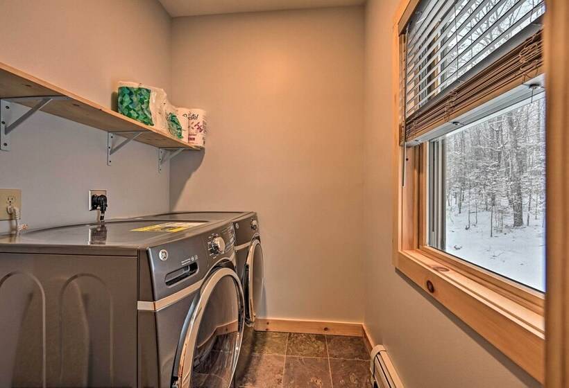 Rustic 3 Story Pittsburg Cabin W/ Lake & Mtn Views