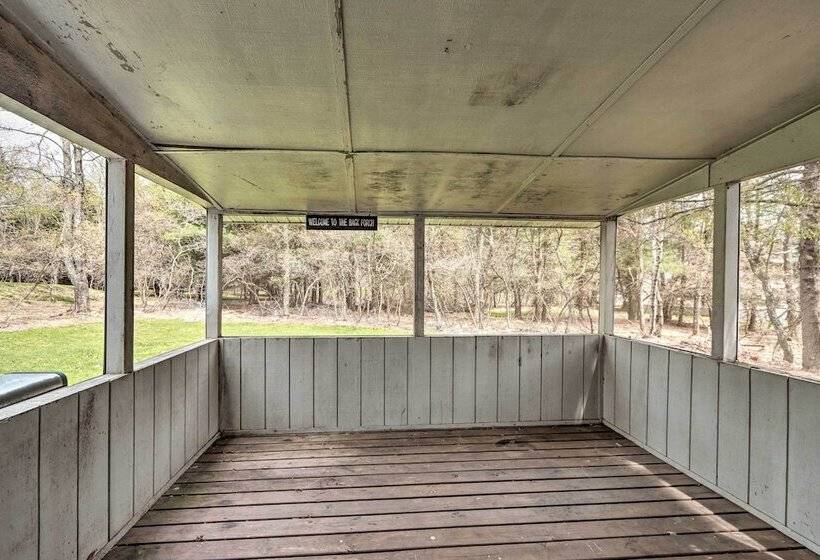 7 Mi To Big Boulder Mountain: Poconos Escape!