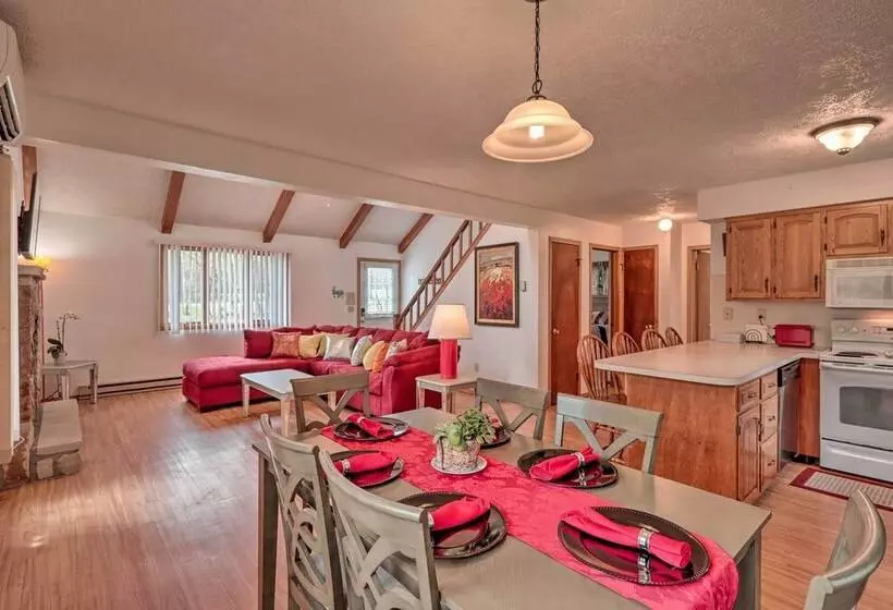 7 Mi To Big Boulder Mountain: Poconos Escape!