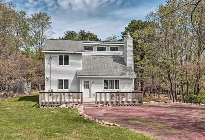 7 Mi To Big Boulder Mountain: Poconos Escape!