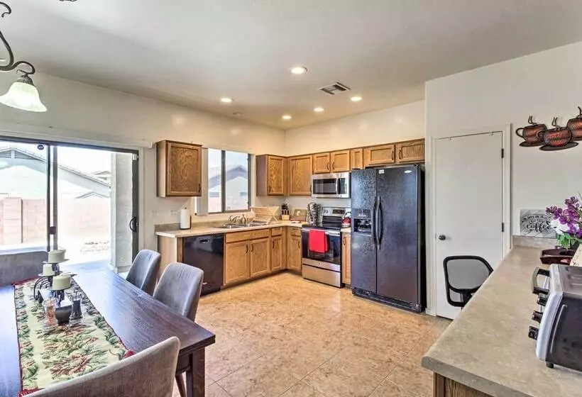 Sahuarita Retreat W/ Grill ~ 24 Mi To Tucson!